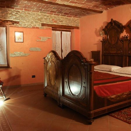 Agriturismo Ercolana Neviglie Zimmer foto