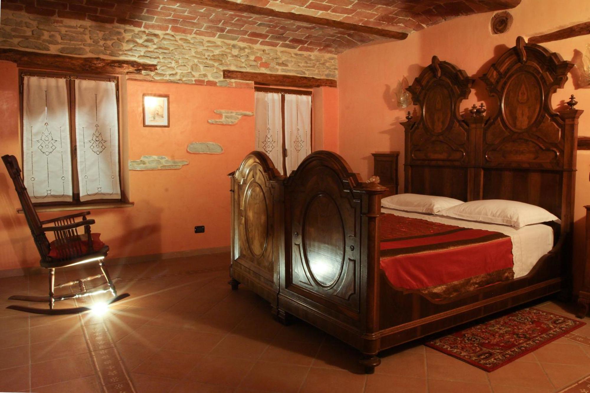 Agriturismo Ercolana Neviglie Zimmer foto